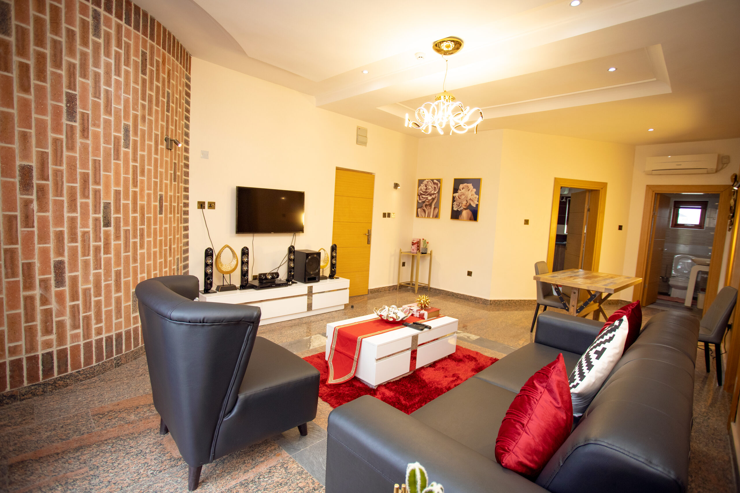 Oxygen Holiday Hotels & Resorts - Governors Lodge