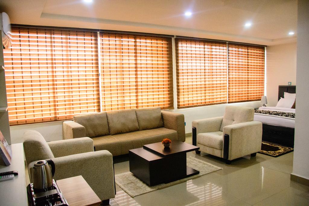 GrandCapital Hotel Ikoyi - Ambassadorial Suite