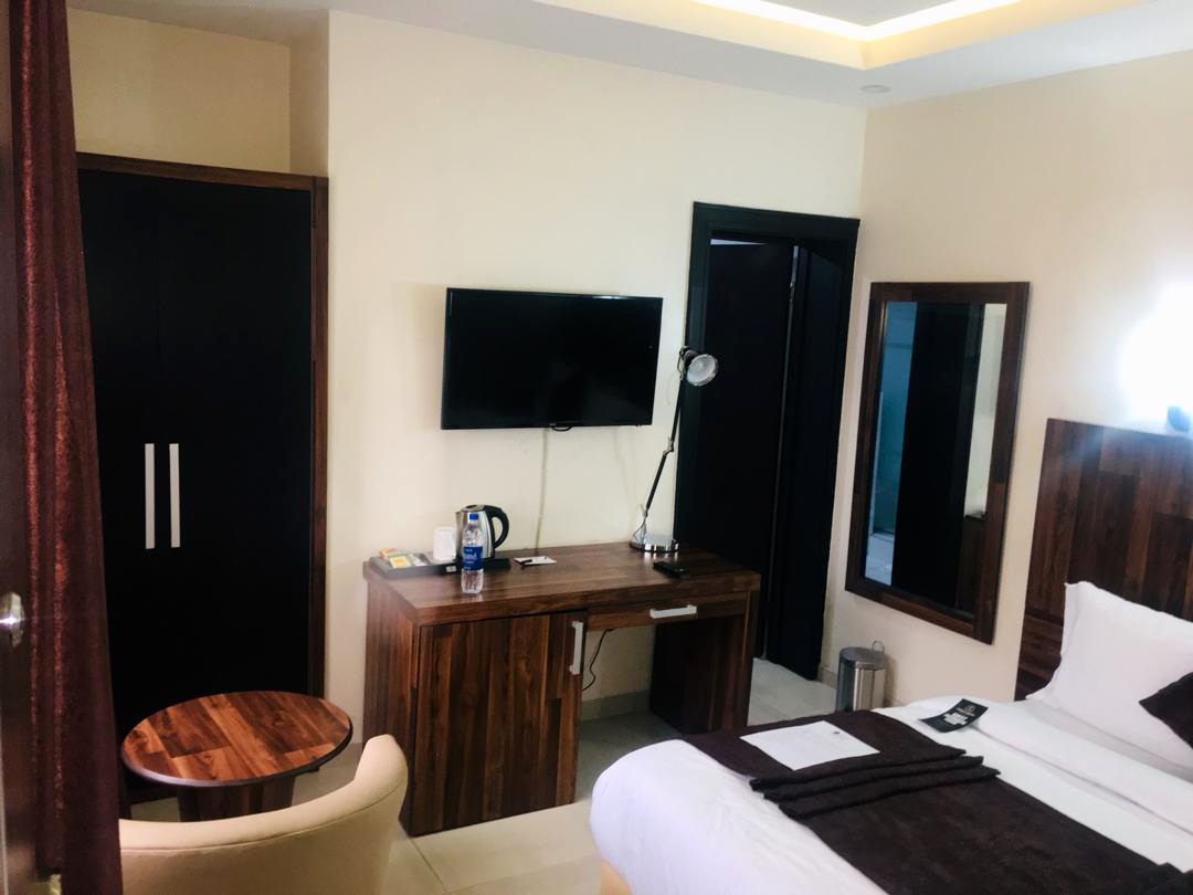 Xteem Luxury Hotel - Superiors Room