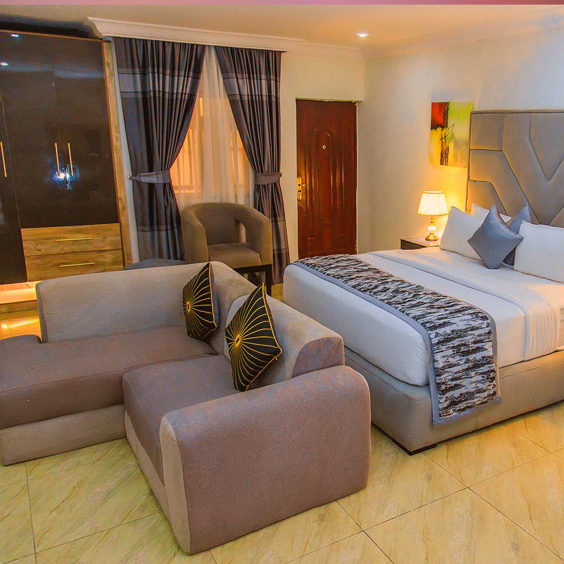 Aries Suite - Executive Suite Room
