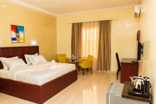 Sefcon Suites And Apartment - Superior Room